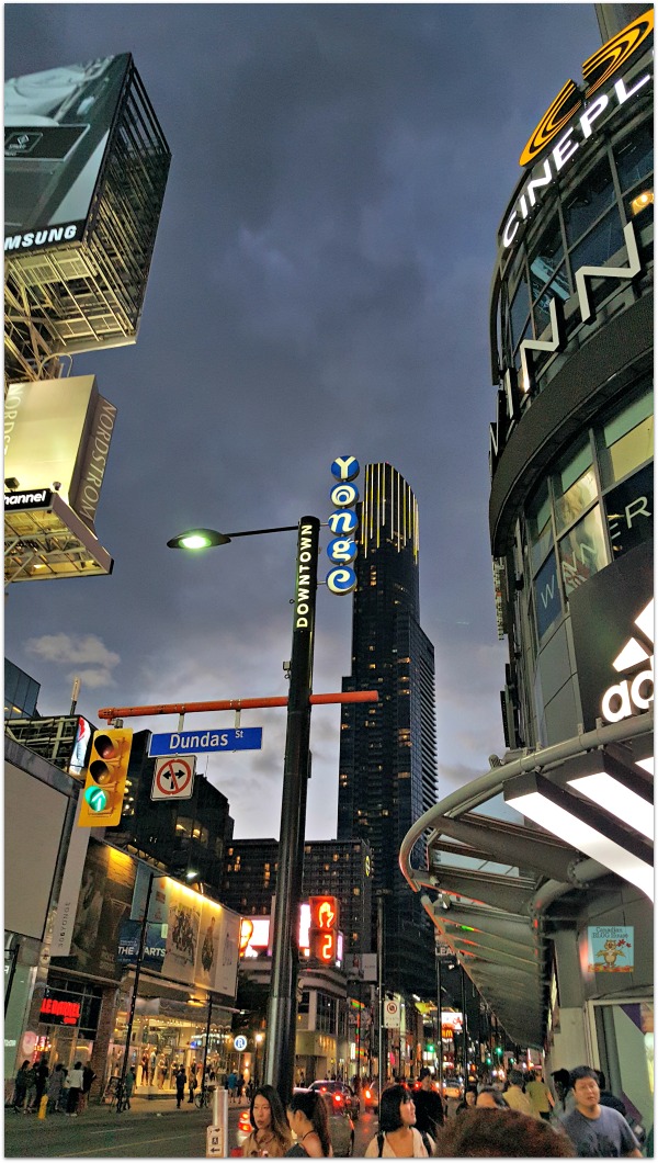 Yonge Dundas Square