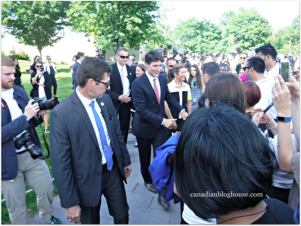 Justin Trudea Sophie Gregoire Trudeau Parliament Hill