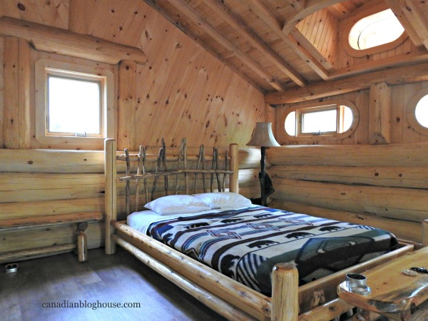 Parc Omega Wildlife Park Accommodations