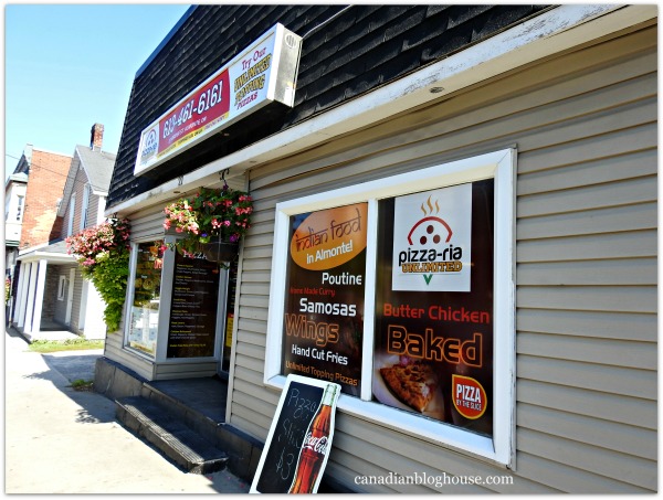 Ontario's Highlands Pizza-ria Unlimited Small Towns In Ontario